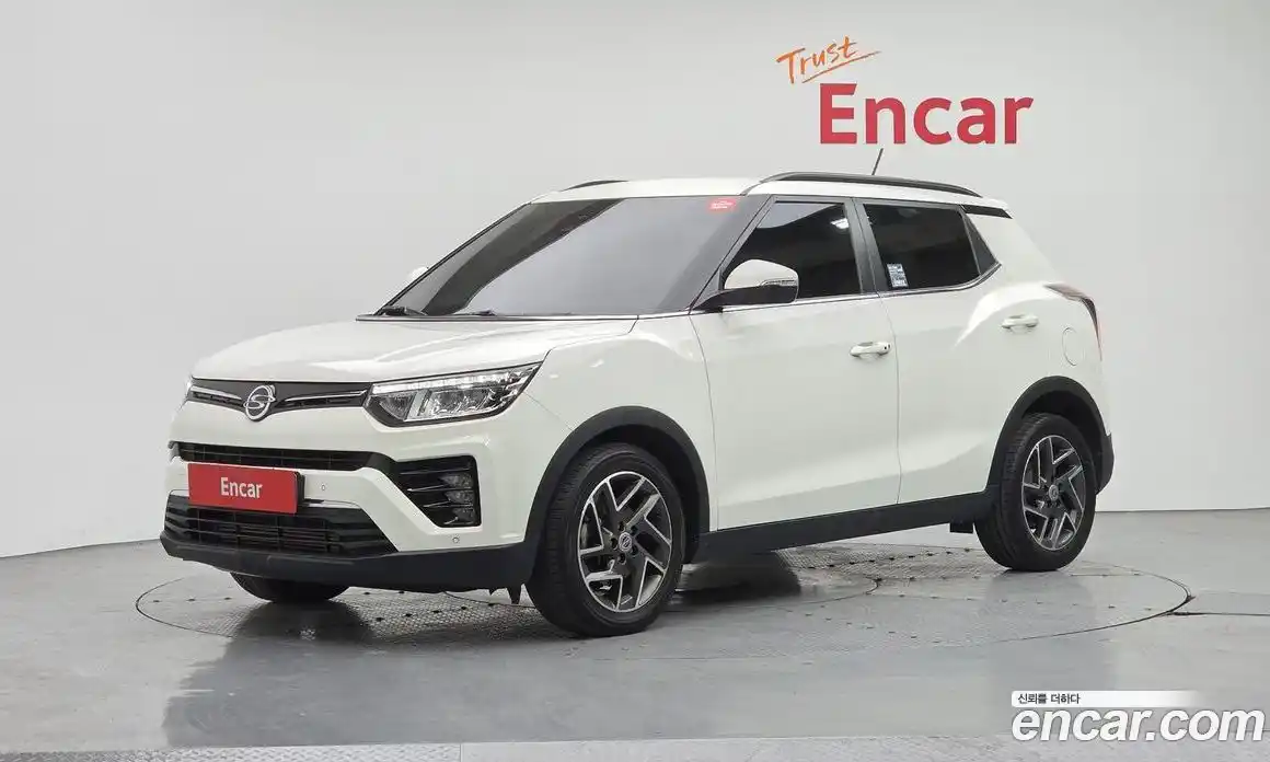 SsangYong TIBOLI 2022 1.5 автомат (гидро), фото 1