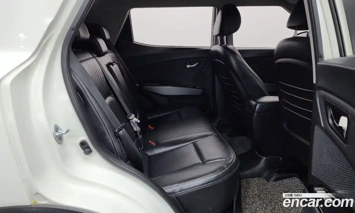 SsangYong TIBOLI 2018 1.6 автомат (гидро), фото 11