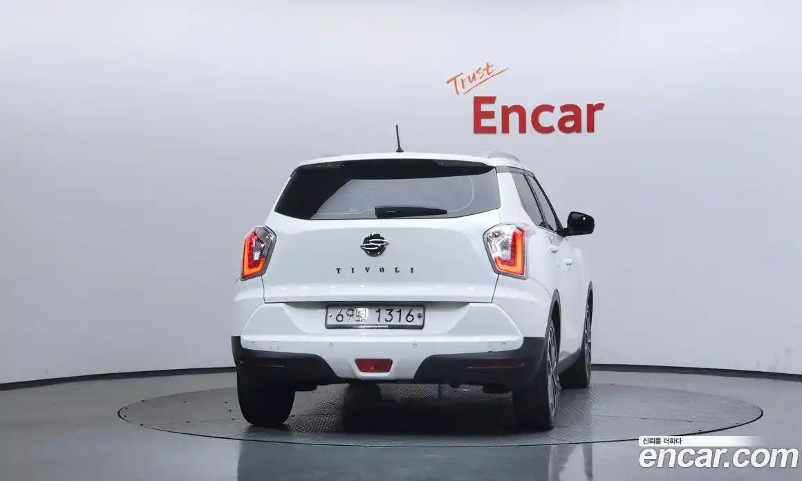 SsangYong TIBOLI 2018 1.6 автомат (гидро), фото 4