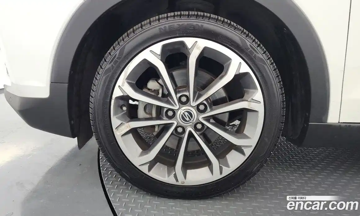SsangYong TIBOLI 2018 1.6 автомат (гидро), фото 5