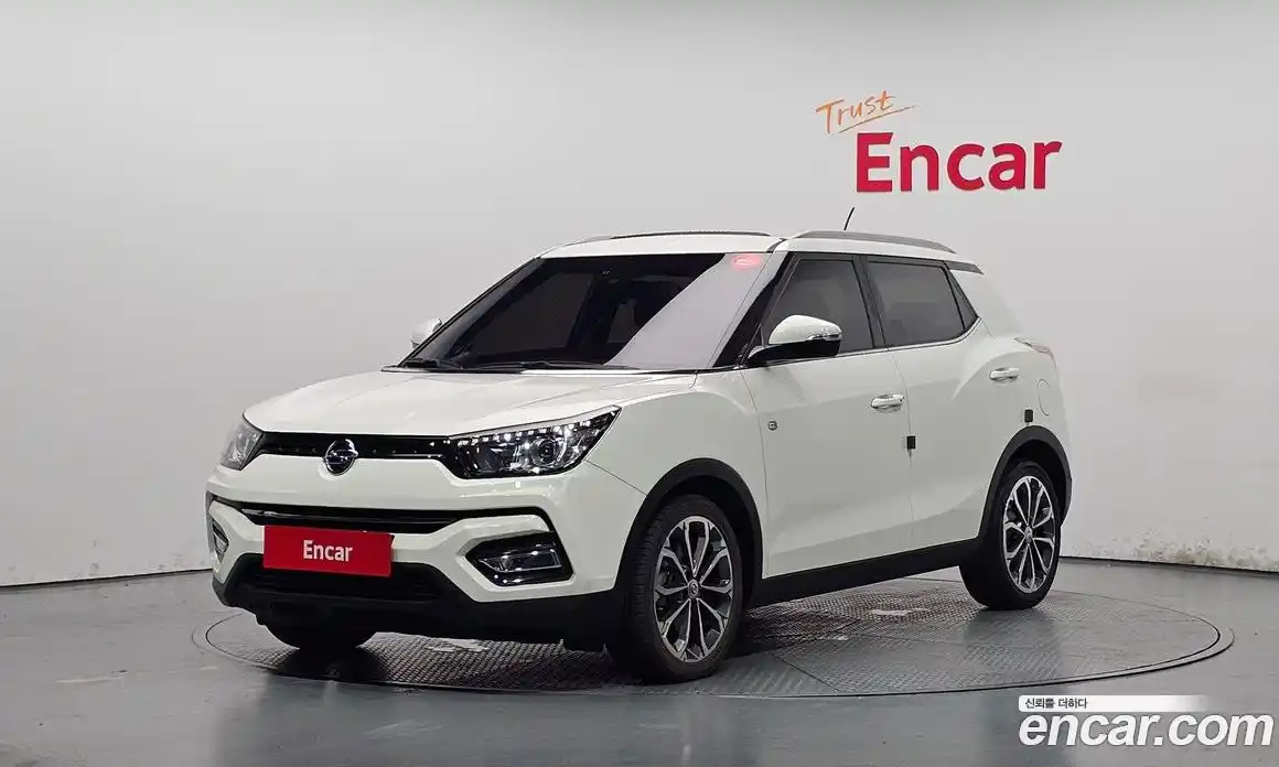 SsangYong TIBOLI 2018 1.6 автомат (гидро), фото 1