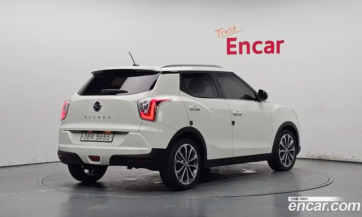 SsangYong TIBOLI 2018 1.6 автомат (гидро), фото 2