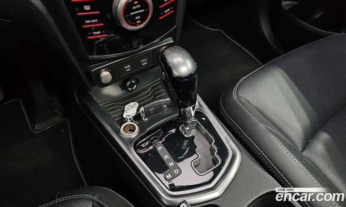 SsangYong TIBOLI 2018 1.6 автомат (гидро), фото 9