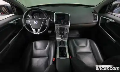 Volvo XC60 2016 2.0 автомат (гидро), миниатюра 7