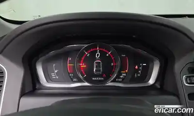Volvo XC60 2016 2.0 автомат (гидро), миниатюра 8