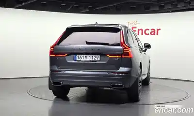 Volvo XC60 2018 2.0 автомат (гидро), миниатюра 4
