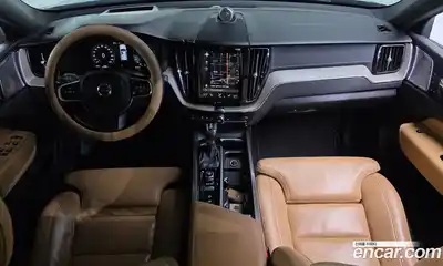 Volvo XC60 2018 2.0 автомат (гидро), миниатюра 7