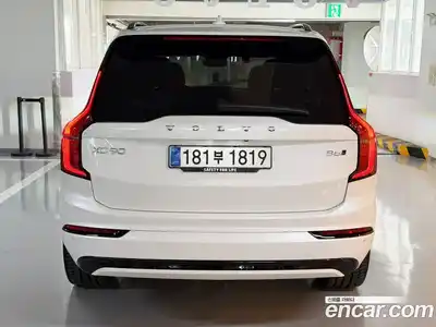 Volvo XC90 2025 2.0 автомат (гидро), миниатюра 4