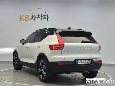 Volvo XC40 2021 2.0 автомат (гидро), миниатюра 2