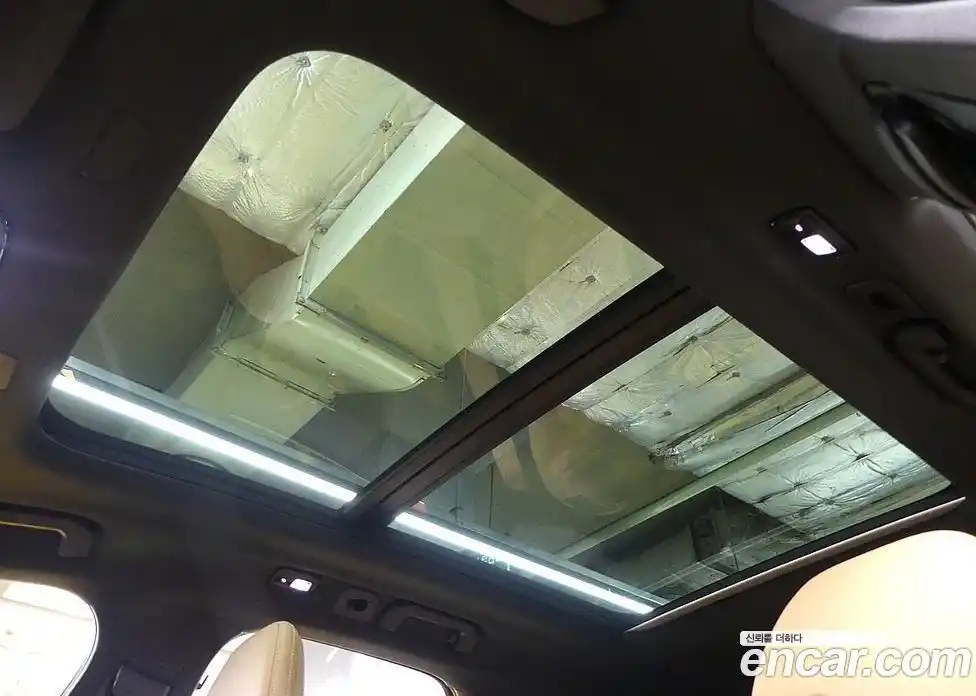Volvo XC60 2023 2.0 автомат (гидро), фото 19