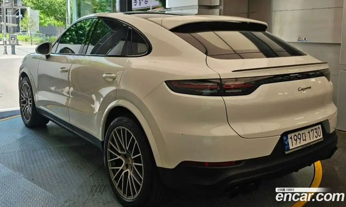 Porsche Cayenne 2023 3.0 автомат (гидро), фото 2