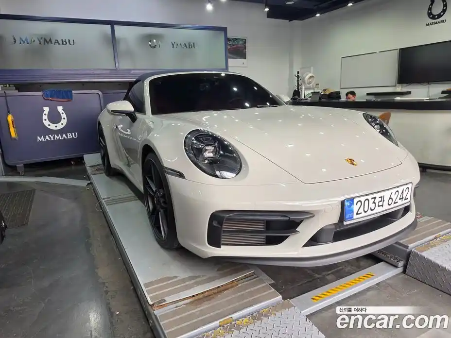 Porsche 911 2023 3.0 автомат (гидро), фото 1