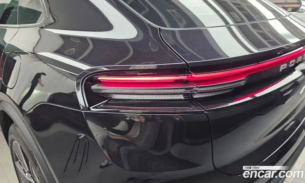 Porsche Macan 2025 0.2 автомат (гидро), фото 9