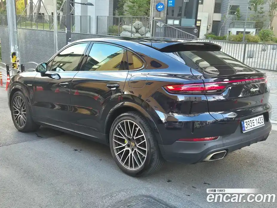 Porsche Cayenne 2023 3.0 автомат (гидро), фото 7