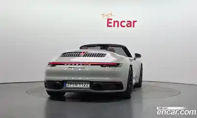 Porsche 911 2023 3.0 автомат (гидро), миниатюра 3