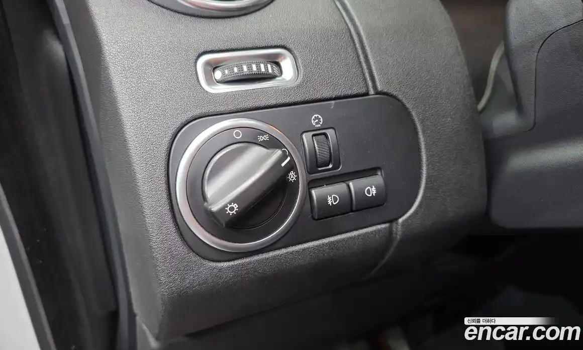 Land Rover Discovery 2015 3.0 автомат (гидро), фото 16