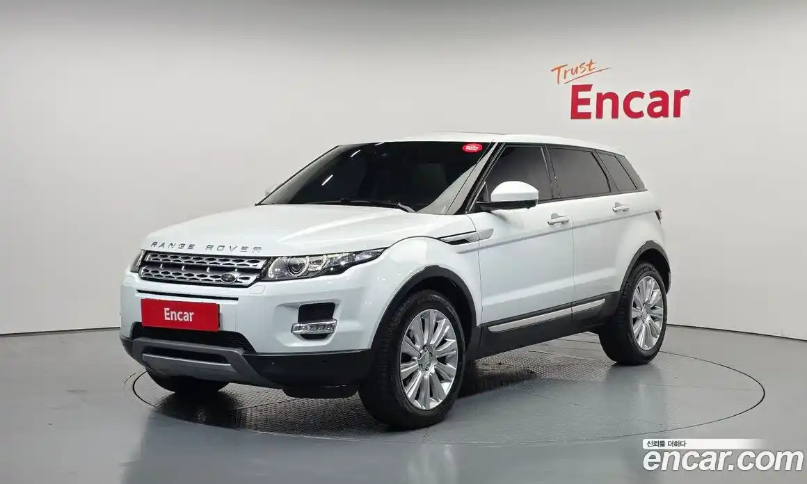 Land Rover Range Rover Evoque 2015 2.2 автомат (гидро), фото 1