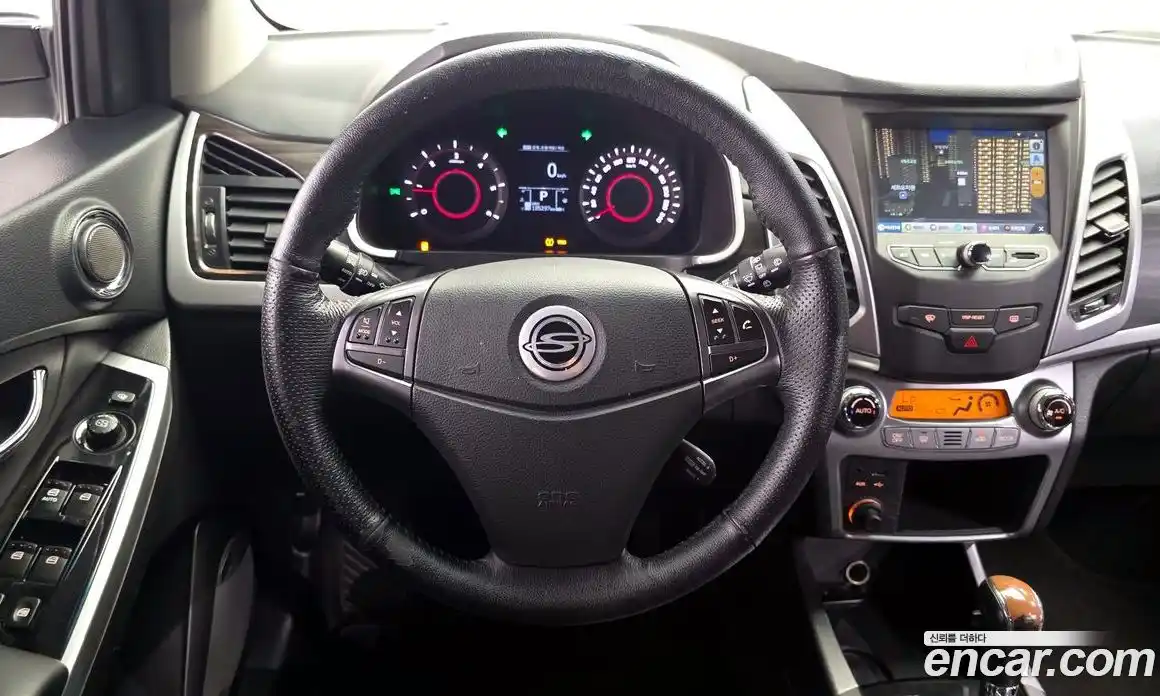 SsangYong Korando 2015 2.2 автомат (гидро), фото 13