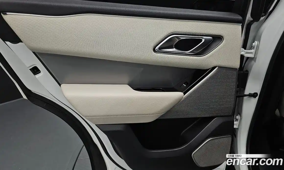Land Rover Range Rover Velar 2018 3.0 автомат (гидро), фото 14