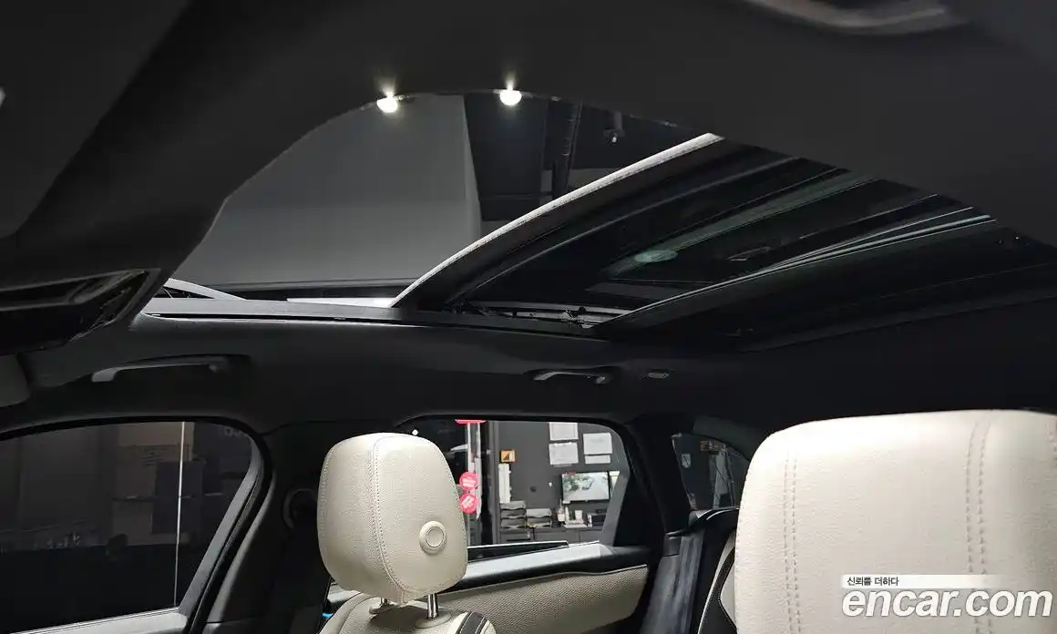 Land Rover Range Rover Velar 2018 3.0 автомат (гидро), фото 24