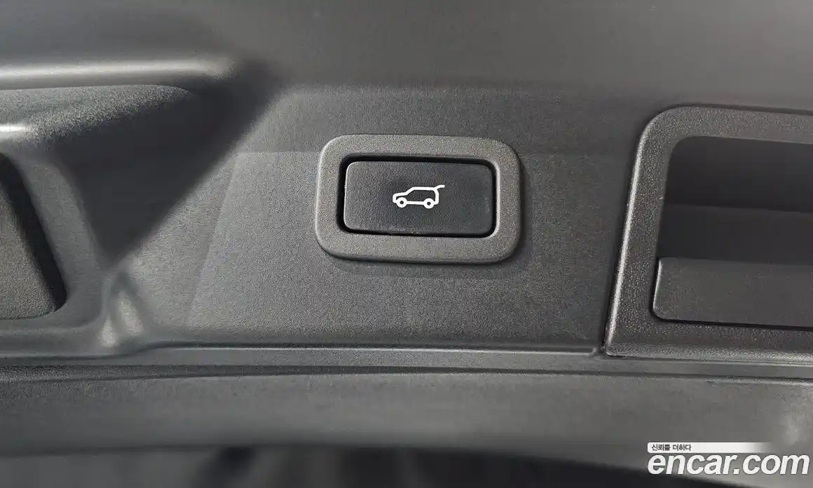 Land Rover Range Rover Velar 2018 3.0 автомат (гидро), фото 28