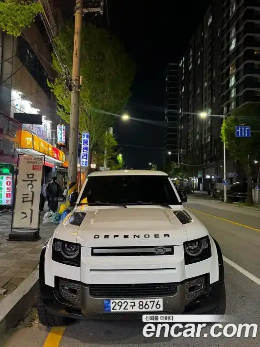 Land Rover Defender 2021 2.0 автомат (гидро), фото 1