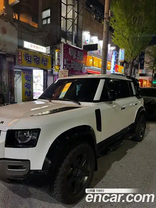 Land Rover Defender 2021 2.0 автомат (гидро), фото 3