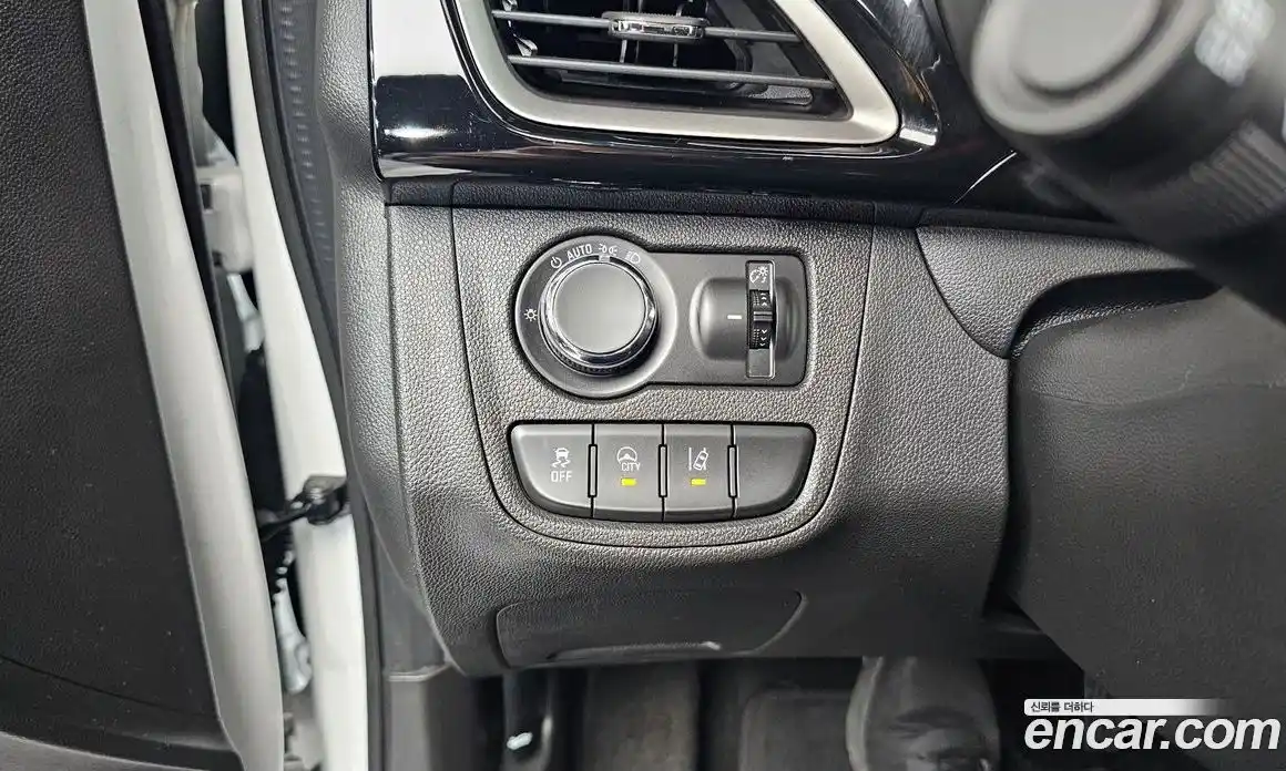 Chevrolet Spark 2022 1.0 автомат (гидро), фото 26