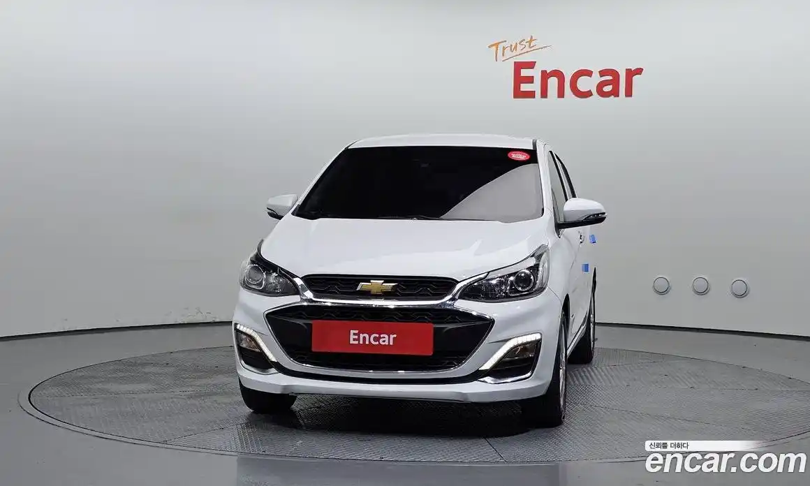 Chevrolet Spark 2022 1.0 автомат (гидро), фото 3