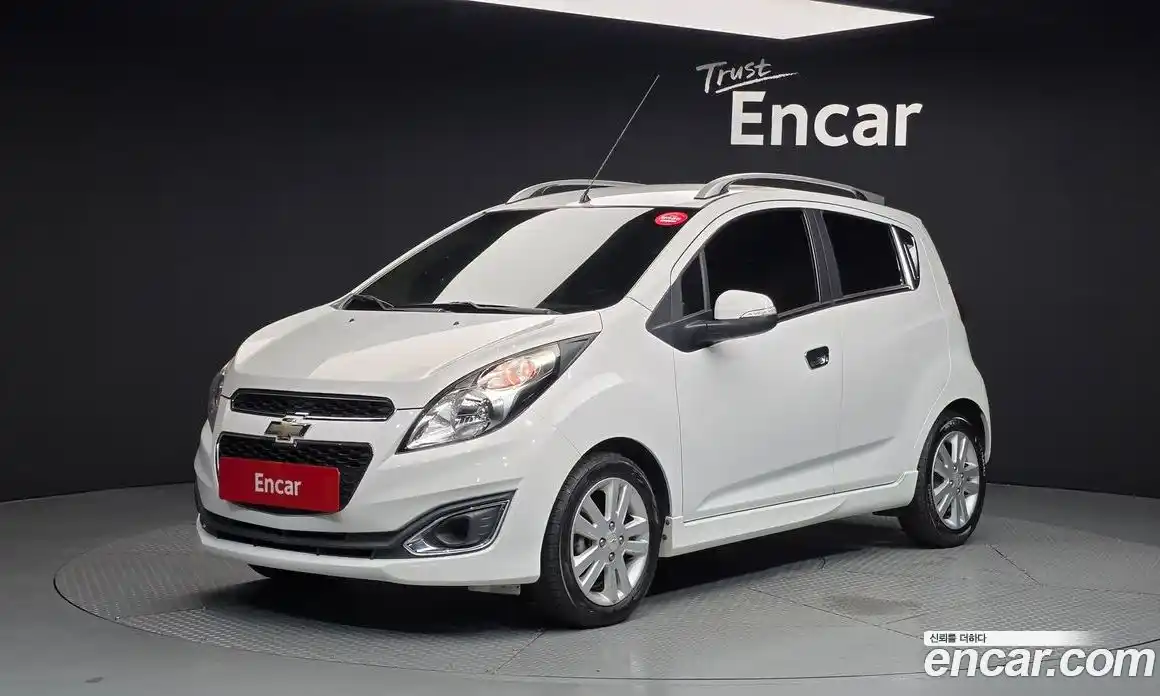 Chevrolet Spark 2013 1.0 автомат (гидро), фото 1