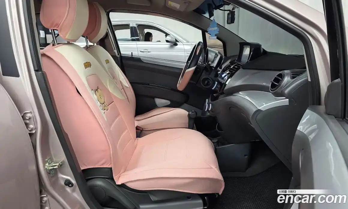 Chevrolet Spark 2011 1.0 автомат (гидро), фото 11