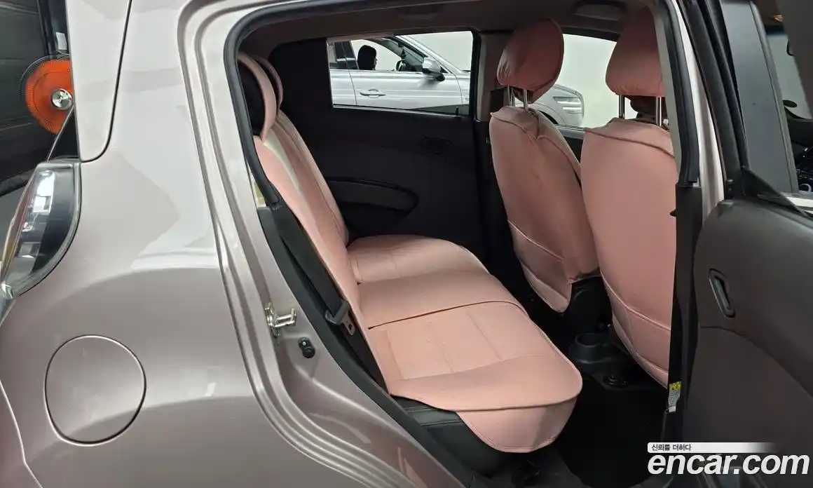 Chevrolet Spark 2011 1.0 автомат (гидро), фото 12