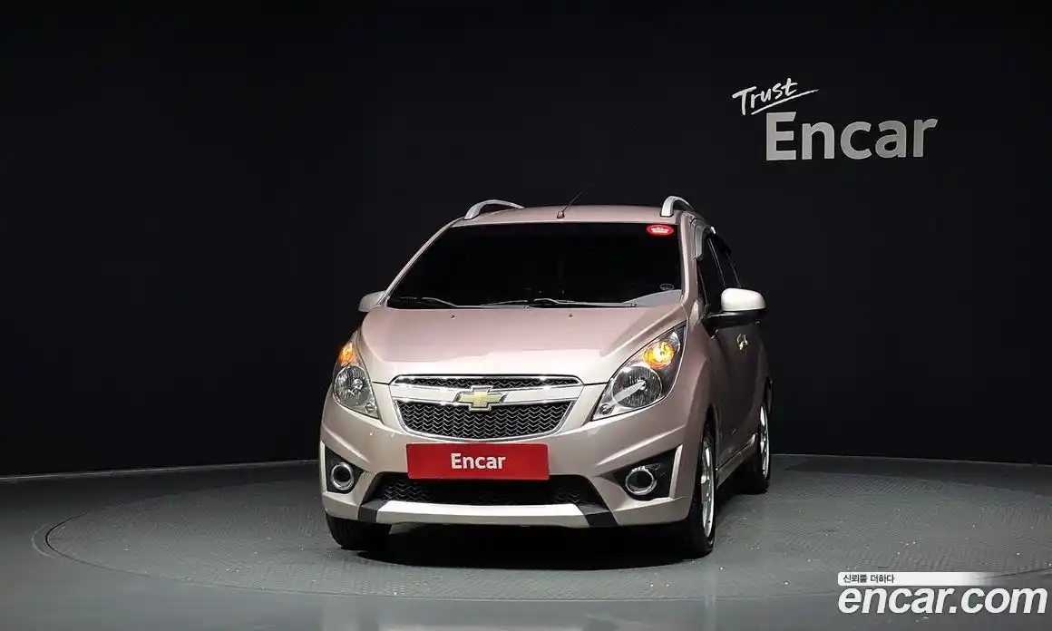 Chevrolet Spark 2011 1.0 автомат (гидро), фото 3
