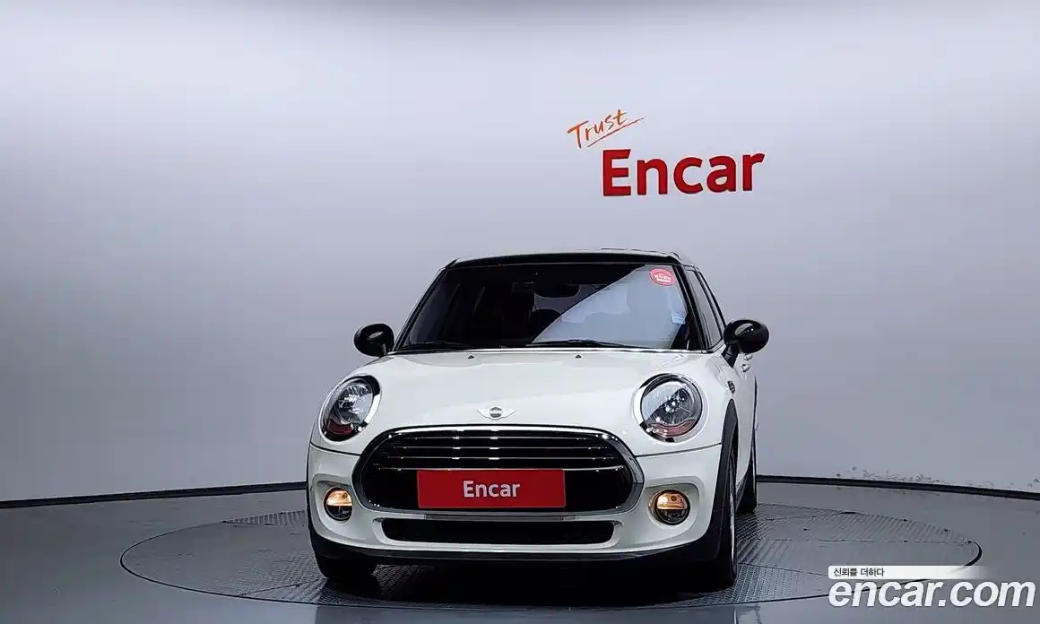 Mini Cooper 2016 1.5 автомат (гидро), фото 3