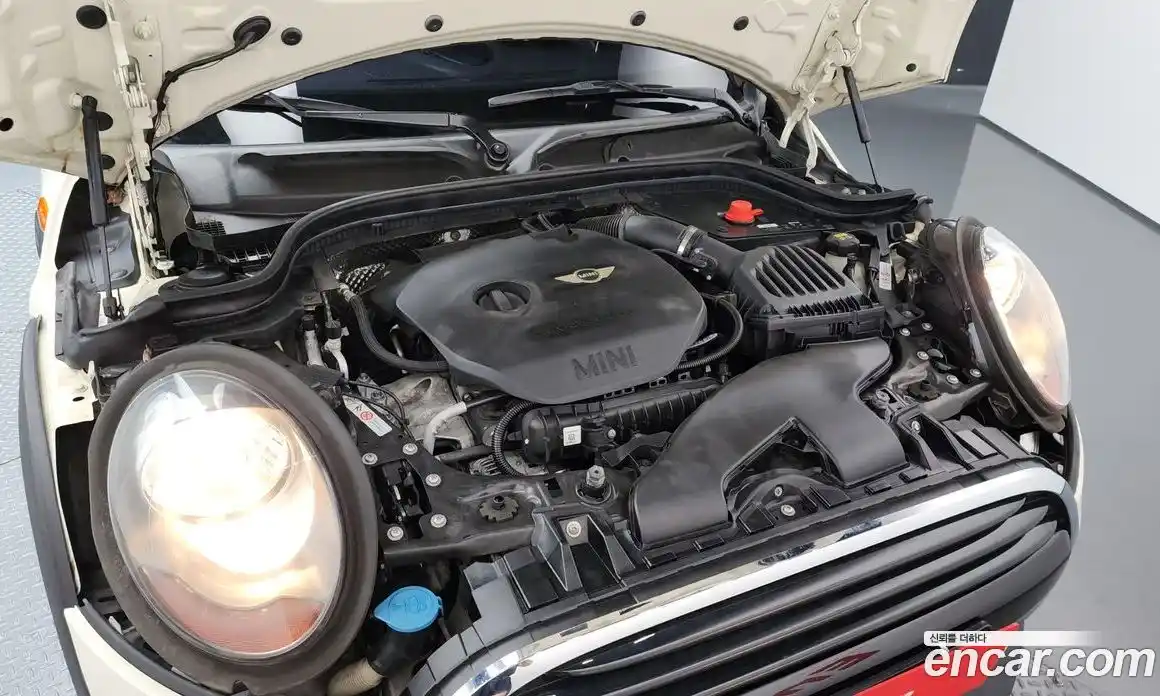 Mini Cooper 2016 1.5 автомат (гидро), фото 6