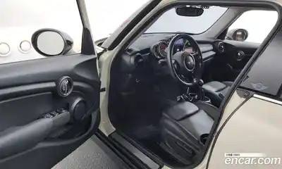 Mini Cooper 2016 1.5 автомат (гидро), миниатюра 10