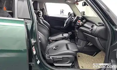 Mini Cooper 2016 1.5 автомат (гидро), миниатюра 11