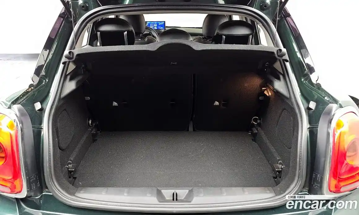 Mini Cooper 2016 1.5 автомат (гидро), фото 20