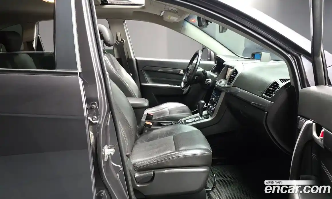 Chevrolet Captiva 2013 2.0 автомат (гидро), фото 16
