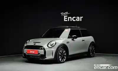 Mini Cooper, 2021, 96 960 км