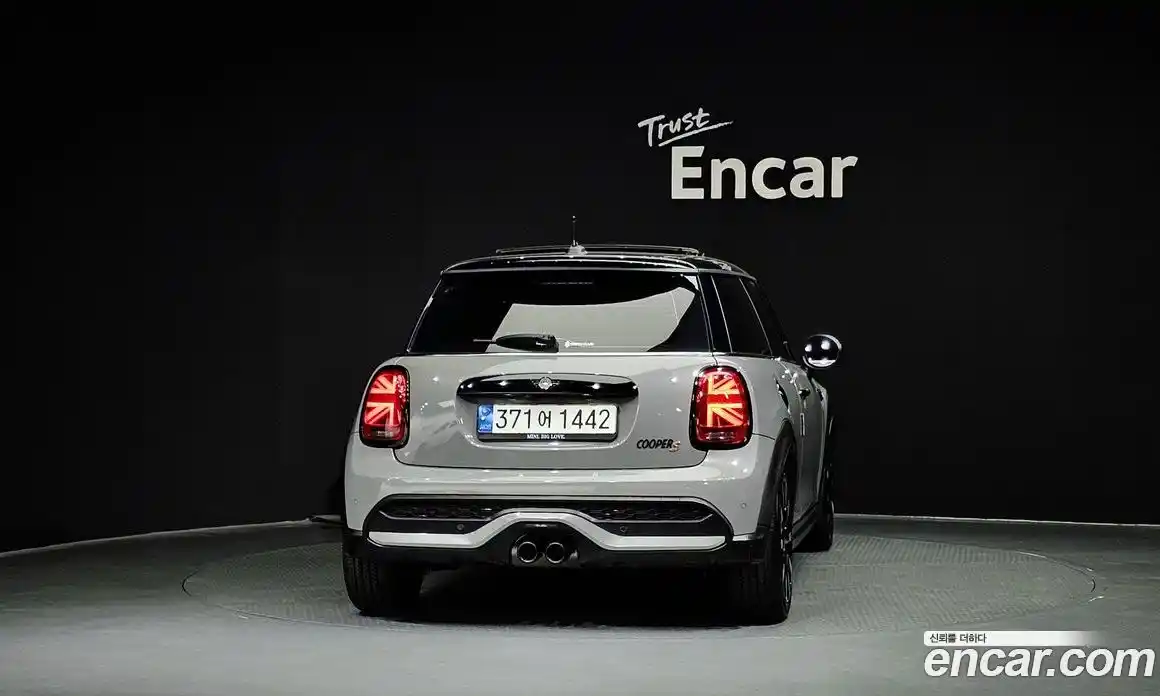 Mini Cooper 2021 2.0 автомат (гидро), фото 4