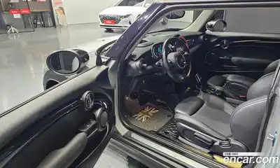 Mini Cooper 2021 2.0 автомат (гидро), миниатюра 10