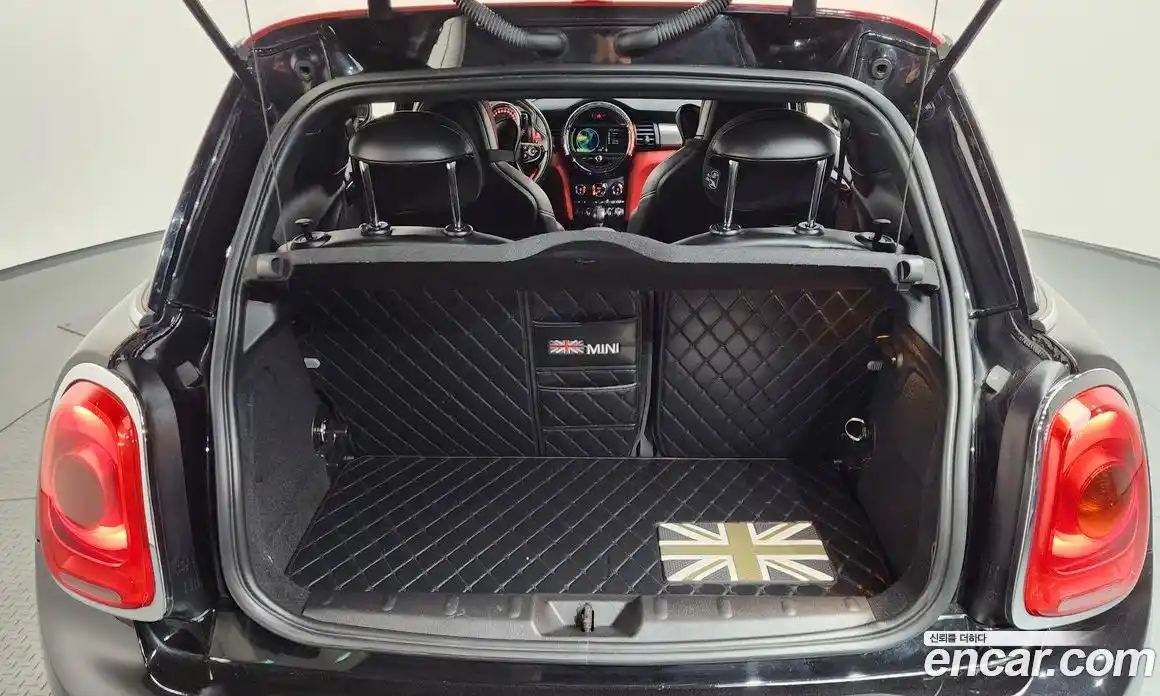 Mini Cooper 2017 2.0 автомат (гидро), фото 26