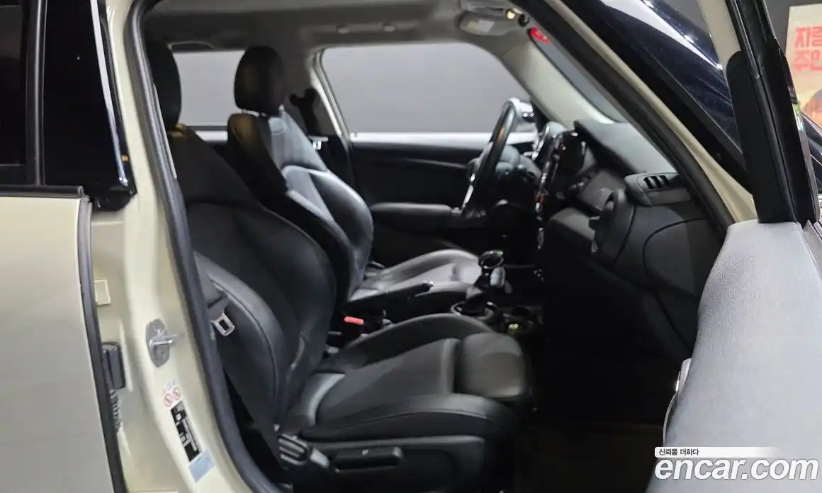 Mini Cooper 2018 1.5 автомат (гидро), фото 16