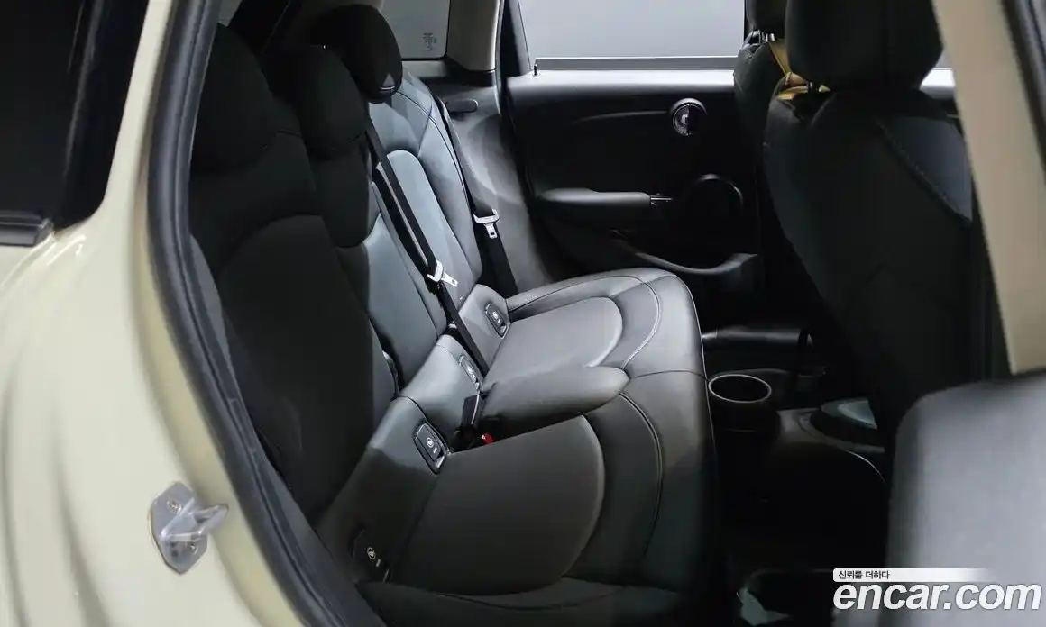 Mini Cooper 2018 1.5 автомат (гидро), фото 17