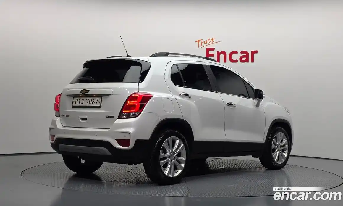 Chevrolet Trax 2018 1.4 автомат (гидро), фото 2