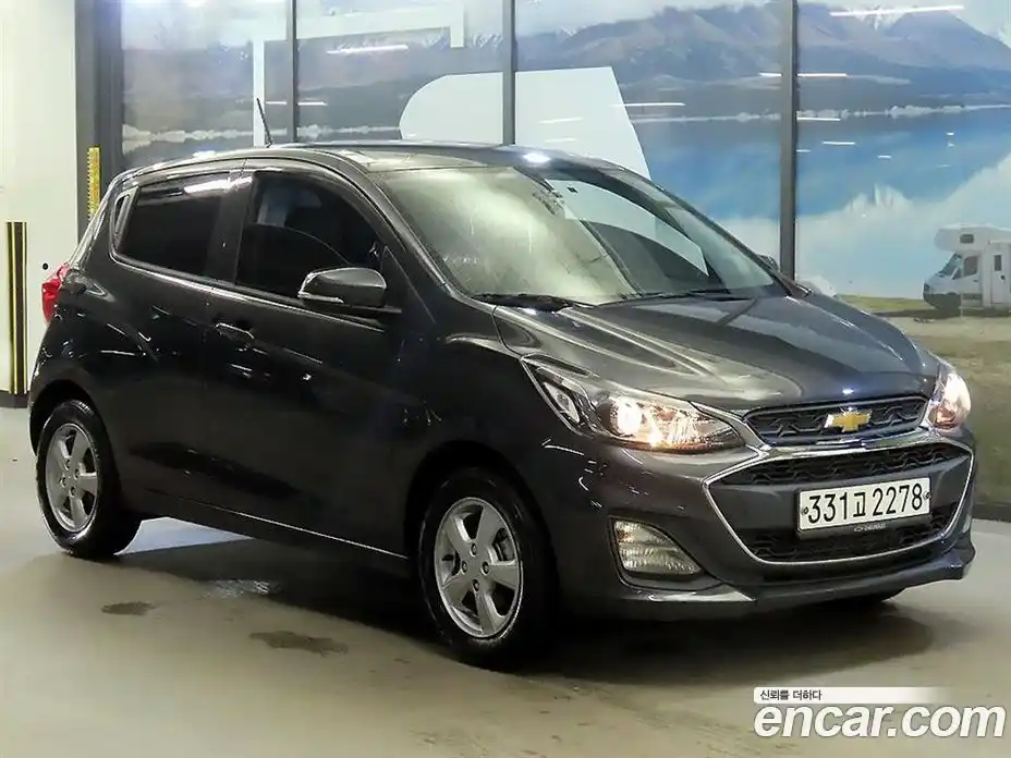 Chevrolet Spark 2020 1.0 автомат (гидро), фото 1