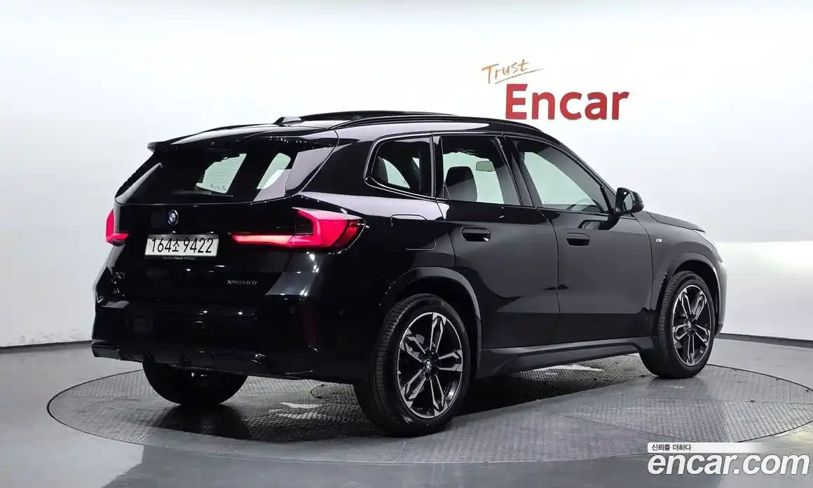 BMW X1 2025 2.0 автомат (гидро), фото 2