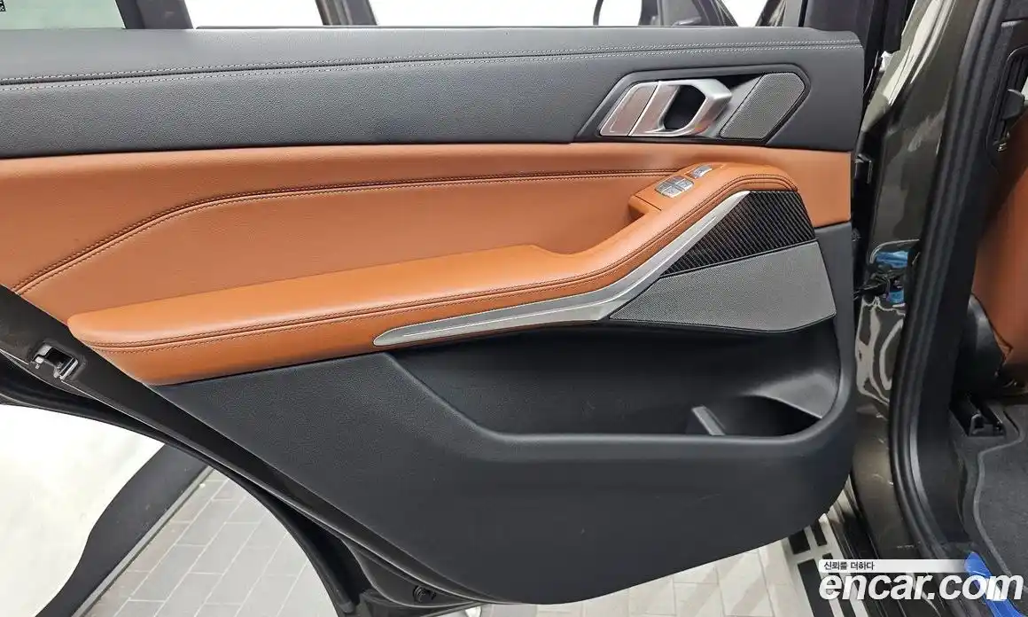 BMW X7 2025 3.0 автомат (гидро), фото 15
