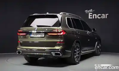 BMW X7 2025 3.0 автомат (гидро), миниатюра 2
